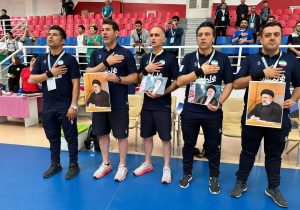 اهدای جام قهرمانی هاکی آسیا به روح رئیس جمهور شهید و همراهان