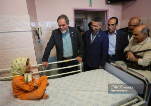 ویژه برنامه «لبخند فرشته‌ها» در بیمارستان امام حسین(ع)