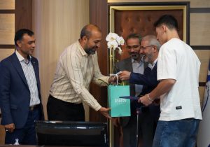 &nbsp;نوجوان کرجی بر بام والیبال جهان ایستاد؛ تجلیل شورای شهر از رادان صالحی